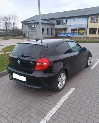 BMW Seria 1 cena 15500 przebieg: 305500, rok produkcji 2007 z Legnica małe 67